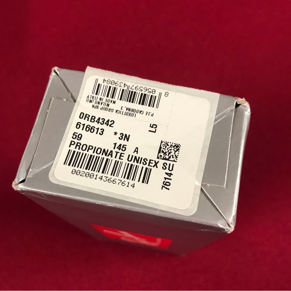 Ray Ban Sunglasses - Picture 14 of 16